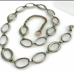 VINTAGE Y2K Silver Toned Chain Belt FAST SHIPPING 3262-25